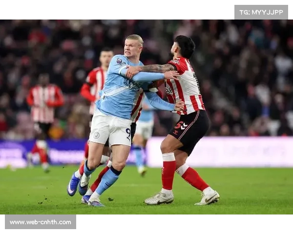 曼城前锋哈兰德强势复苏，助球队走出低谷取得两连胜